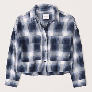 Abercrombie & Fitch Oversized Cropped Flannel